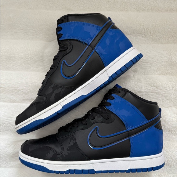 Nike Dunk High SE 'Hyper Royal Camo' - Picture 2 of 9